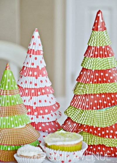 Tons of crafts using cupcake liners!