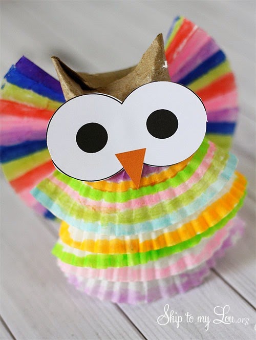 Tons of crafts using cupcake liners!