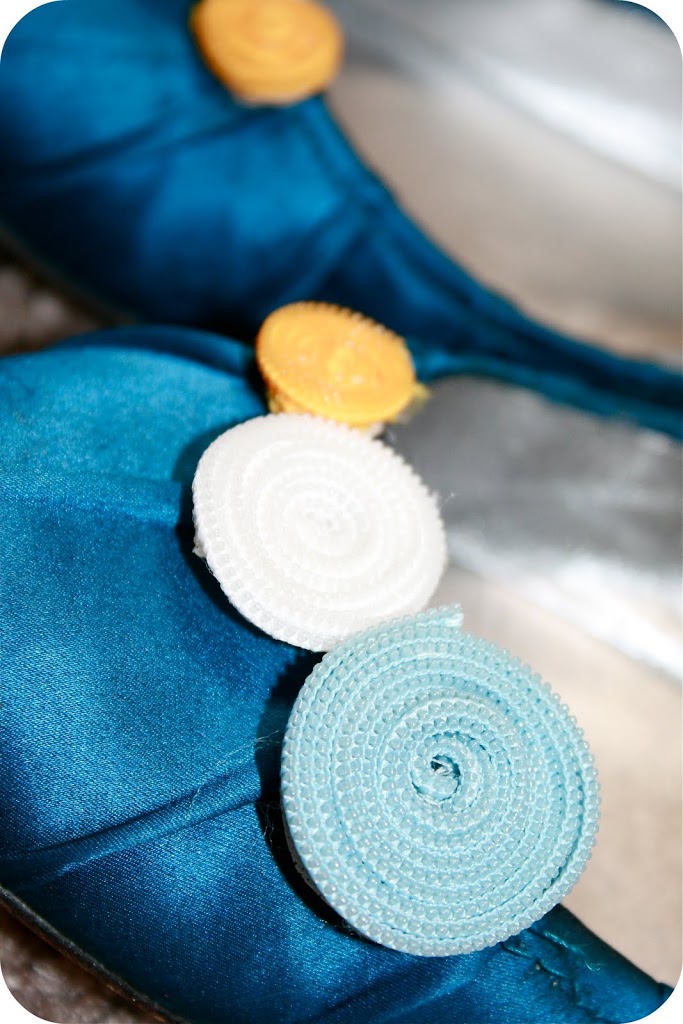 How to Make a Zipper Rosette by Sew Craft Create
