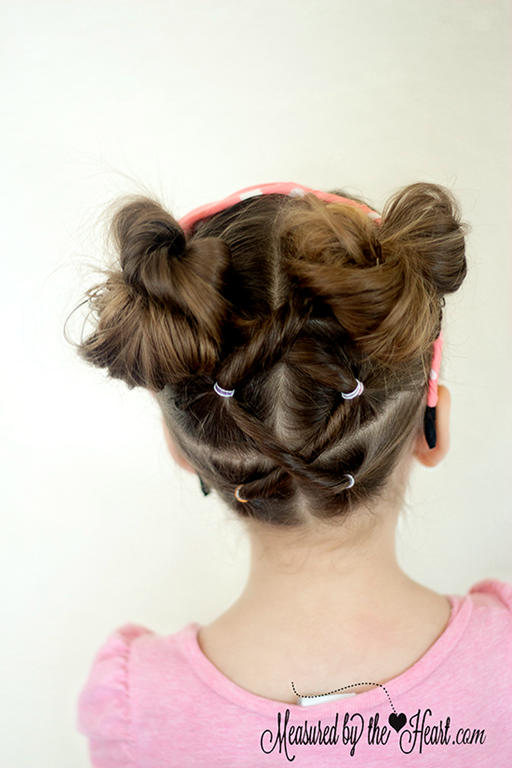 Little Girls Hairstyle Tutorial by Measured by the Heart