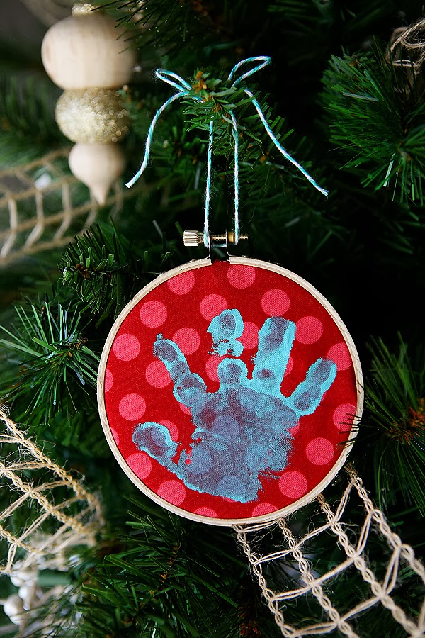 Baby's First Christmas Ornament Tutorial by Eighteen 25