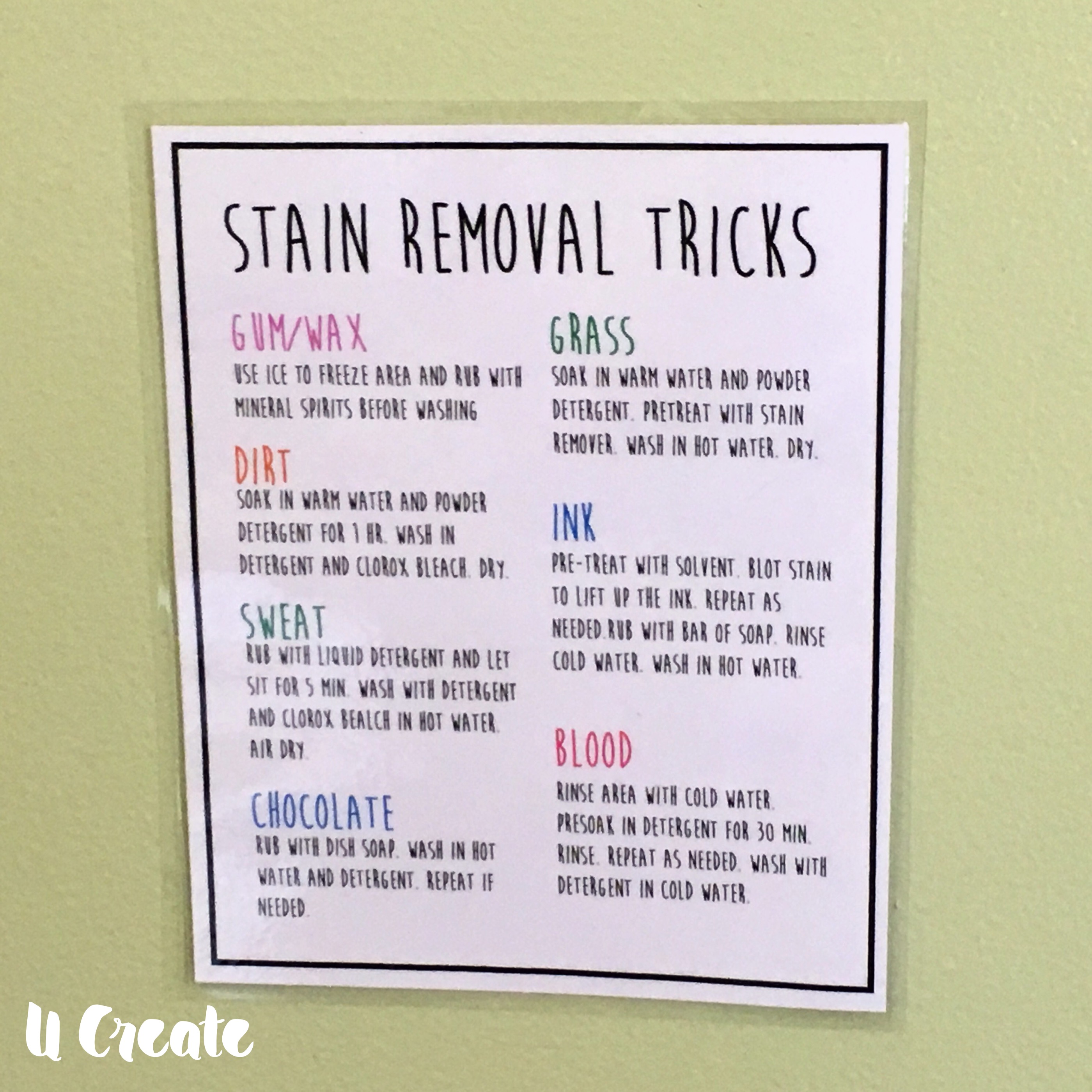 Stain Removal Chart - free printable to laminate and hang next to washer!