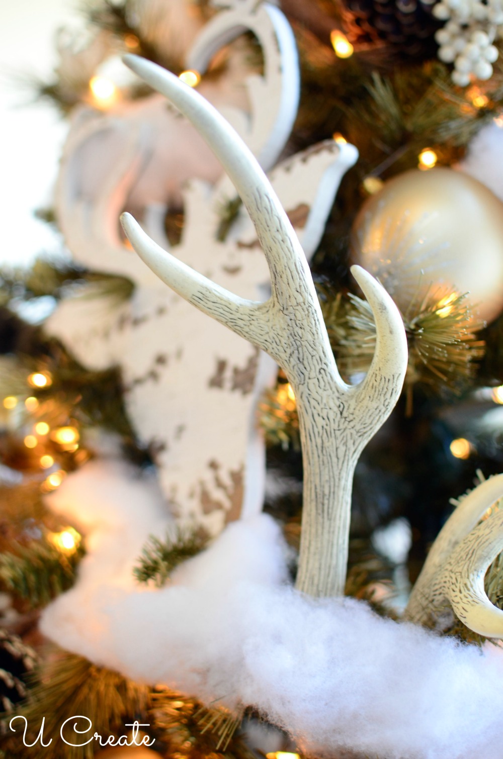 Winter Won"deer"land Christmas Tree by U Create